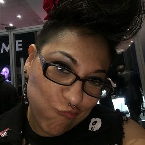 Meet your Posher, Dolly